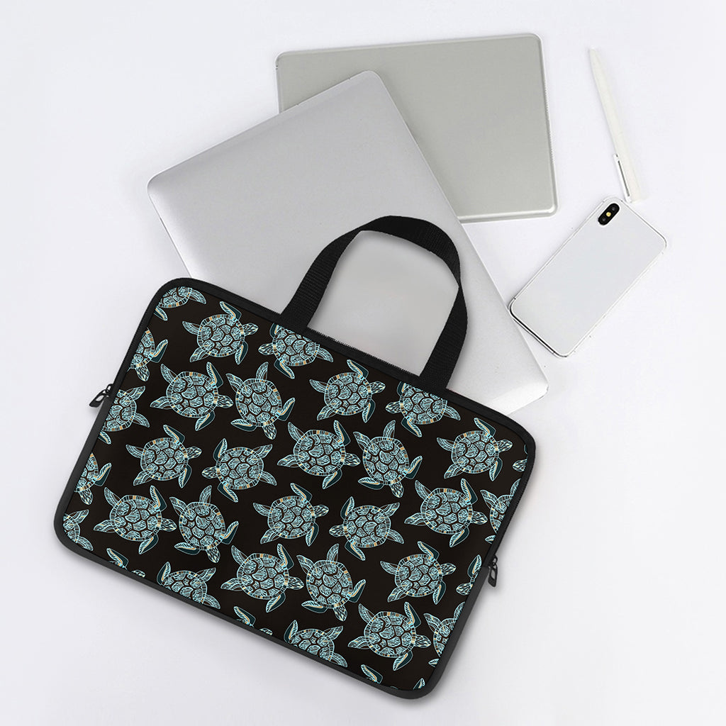 Blue And Black Sea Turtle Pattern Print Laptop Sleeve With Handle