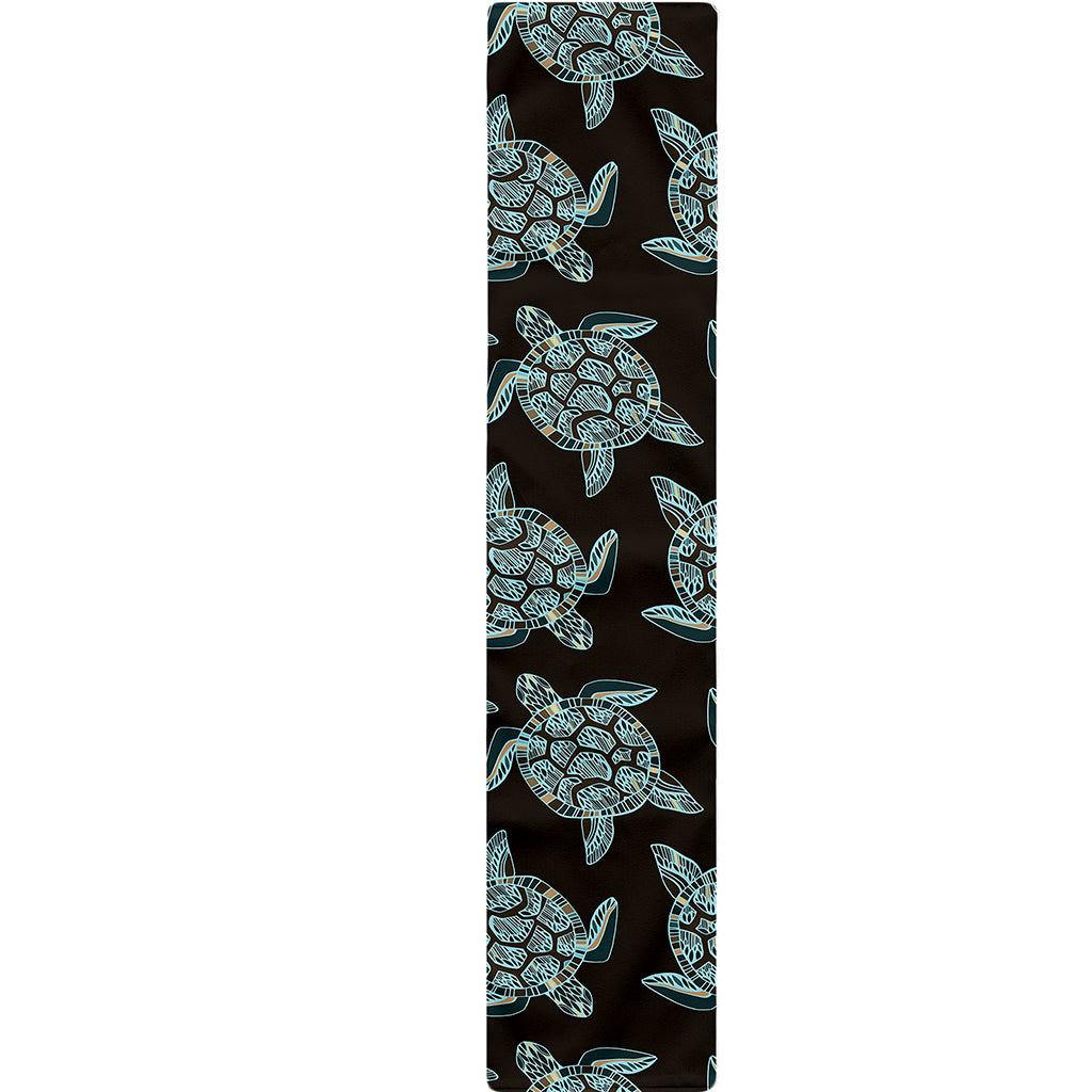 Blue And Black Sea Turtle Pattern Print Table Runner