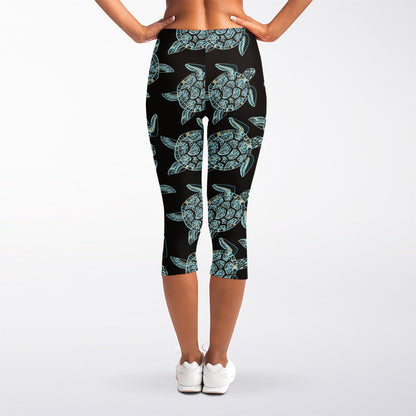 Blue And Black Sea Turtle Pattern Print Women's Capri Leggings