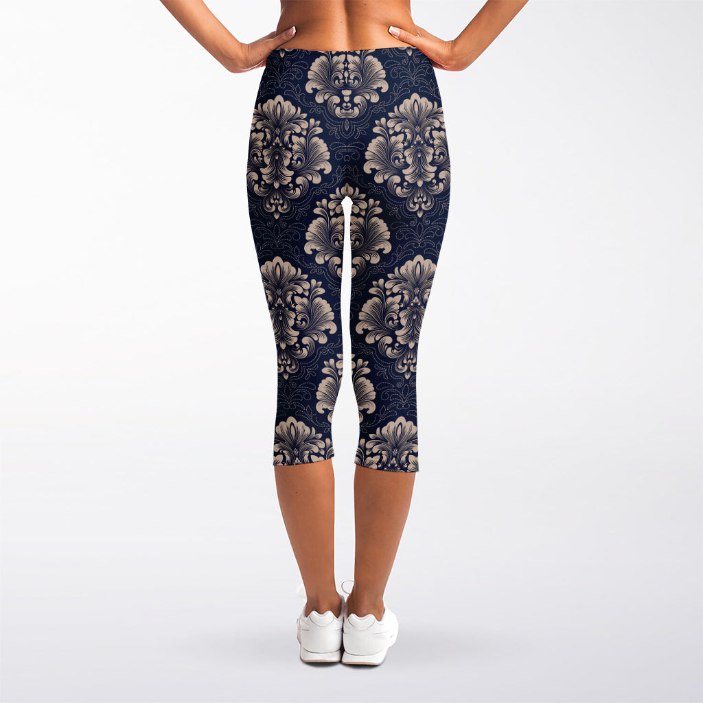 Blue And Brown Damask Pattern Print Women's Capri Leggings