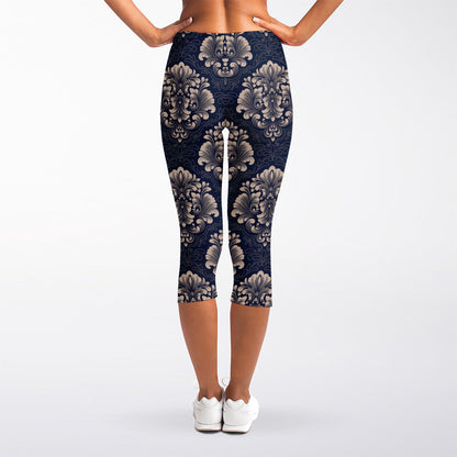 Blue And Brown Damask Pattern Print Women's Capri Leggings