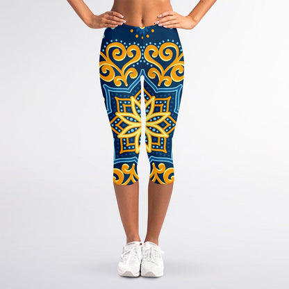 Blue And Gold Bohemian Mandala Print Women's Capri Leggings