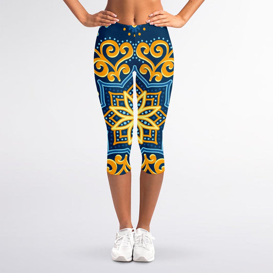 Blue And Gold Bohemian Mandala Print Women's Capri Leggings
