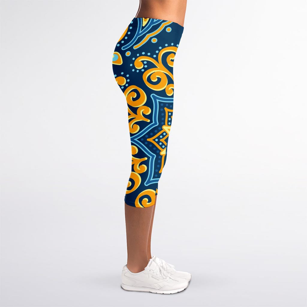 Blue And Gold Bohemian Mandala Print Women's Capri Leggings
