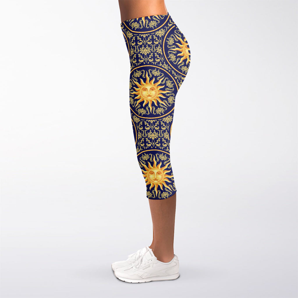 Blue And Gold Celestial Pattern Print Women's Capri Leggings