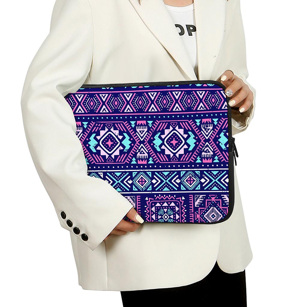 Blue And Pink Aztec Pattern Print Laptop Sleeve