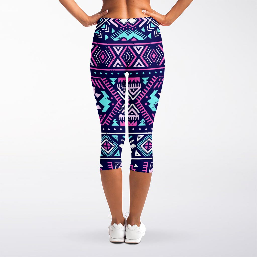 Blue And Pink Aztec Pattern Print Women's Capri Leggings