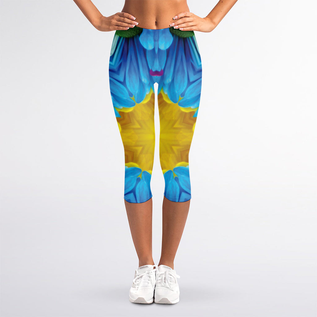 Blue And Pink Flowers Kaleidoscope Print Women's Capri Leggings
