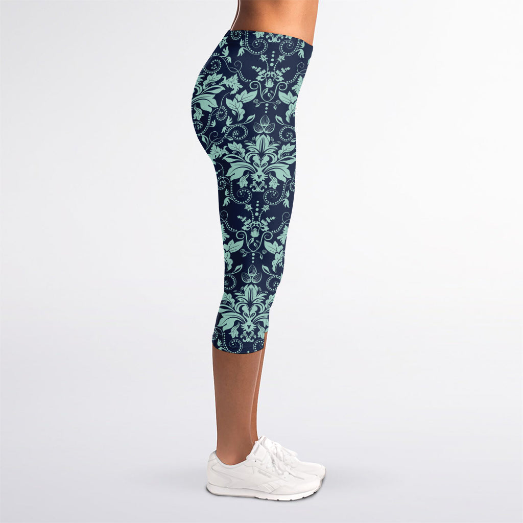Blue And Teal Damask Pattern Print Women's Capri Leggings