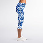Blue And White Aztec Pattern Print Women's Capri Leggings