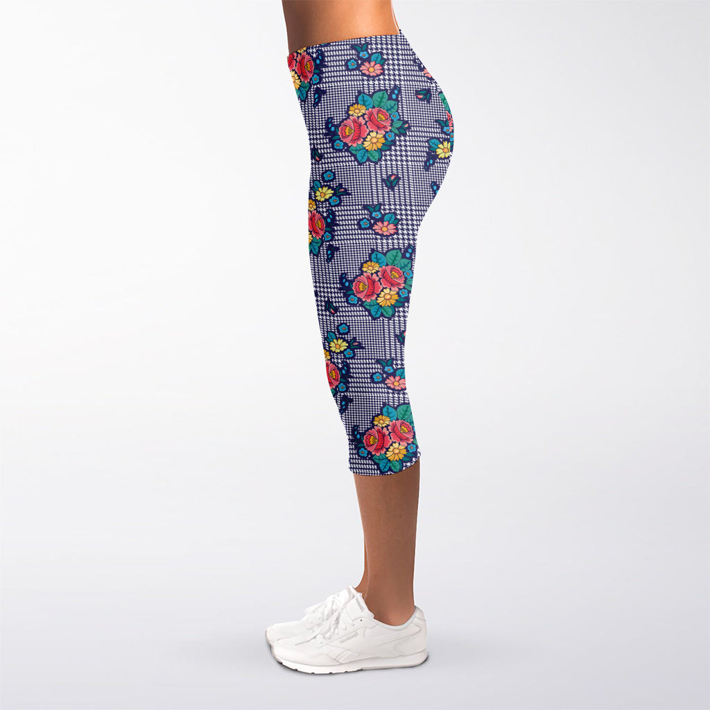 Blue And White Floral Glen Plaid Print Women's Capri Leggings