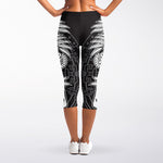 Blue And White Mayan Statue Print Women's Capri Leggings