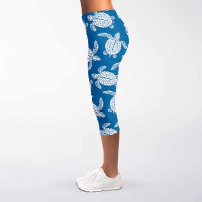 Blue And White Sea Turtle Pattern Print Women's Capri Leggings