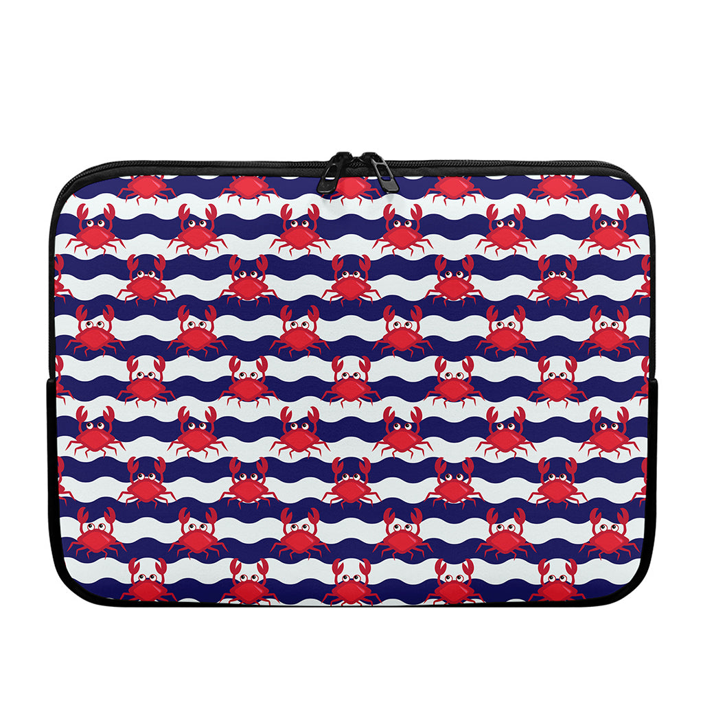 Blue And White Wave Crab Pattern Print Laptop Sleeve
