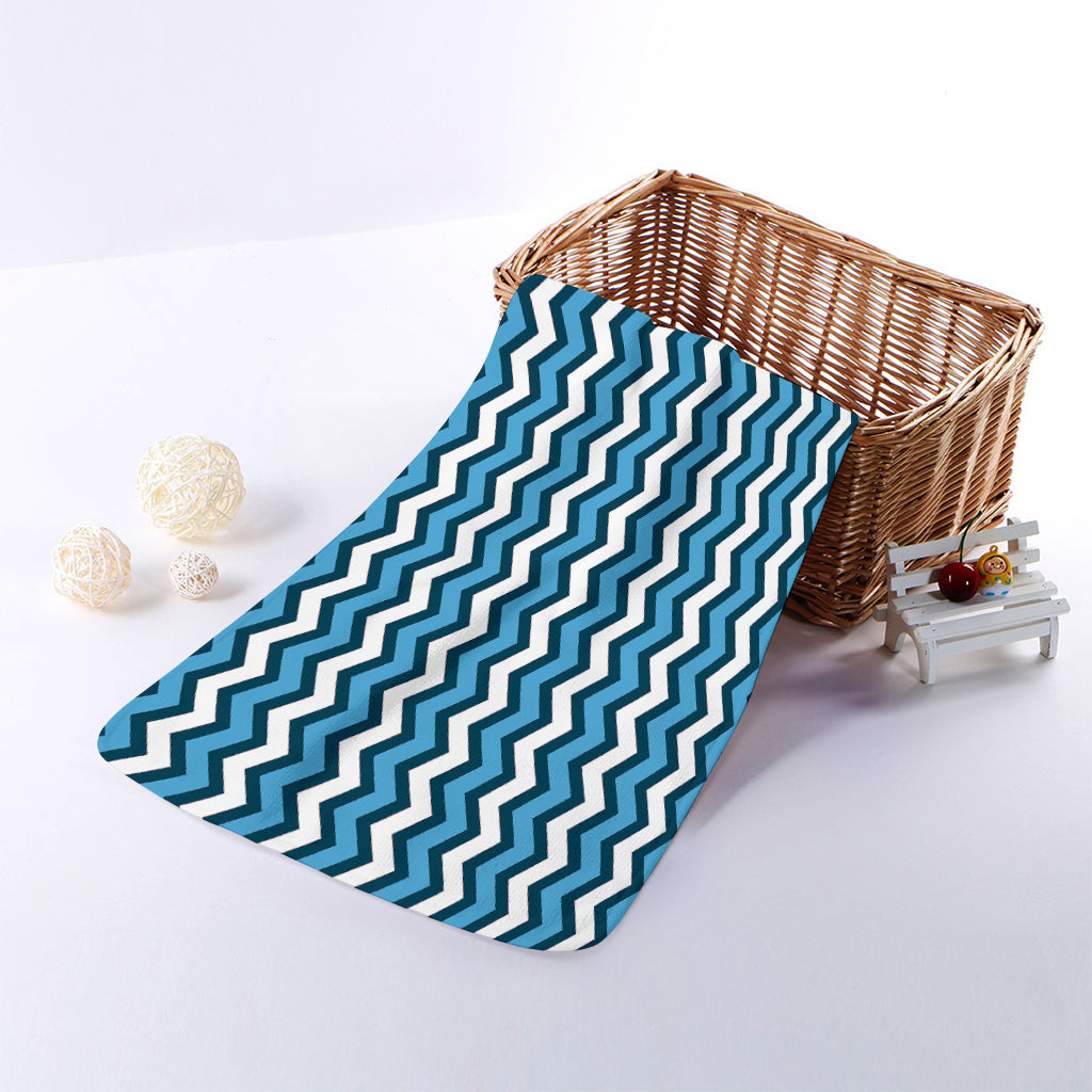 Blue And White Zigzag Pattern Print Towel