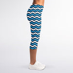 Blue And White Zigzag Pattern Print Women's Capri Leggings