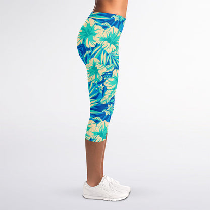 Blue Blossom Tropical Pattern Print Women's Capri Leggings