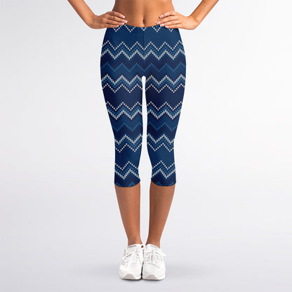 Blue Chevron Knitted Pattern Print Women's Capri Leggings