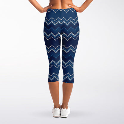 Blue Chevron Knitted Pattern Print Women's Capri Leggings