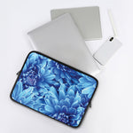 Blue Chrysanthemum Flower Print Laptop Sleeve