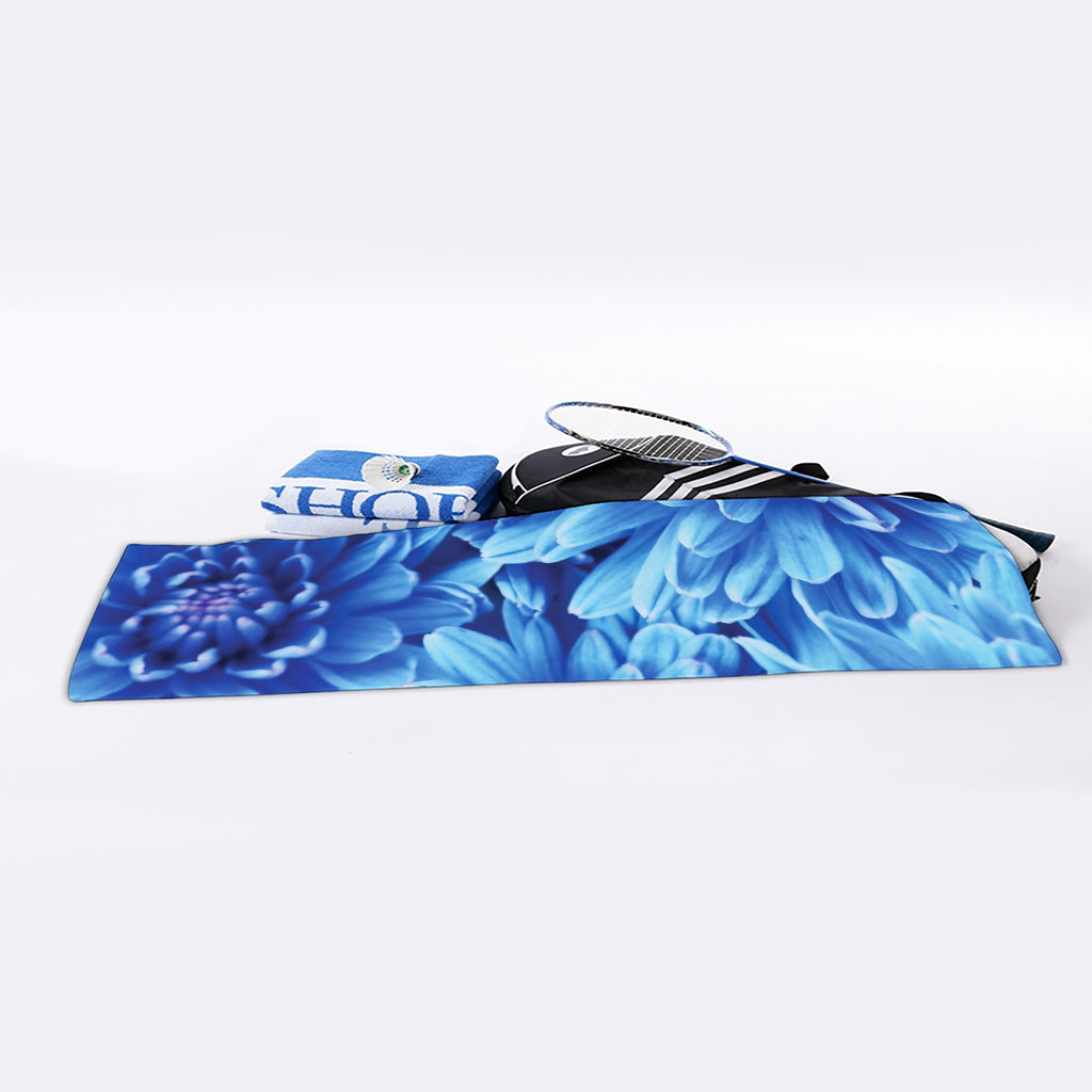 Blue Chrysanthemum Flower Print Sports Towel