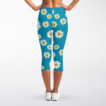 Blue Daisy Flower Pattern Print Women's Capri Leggings