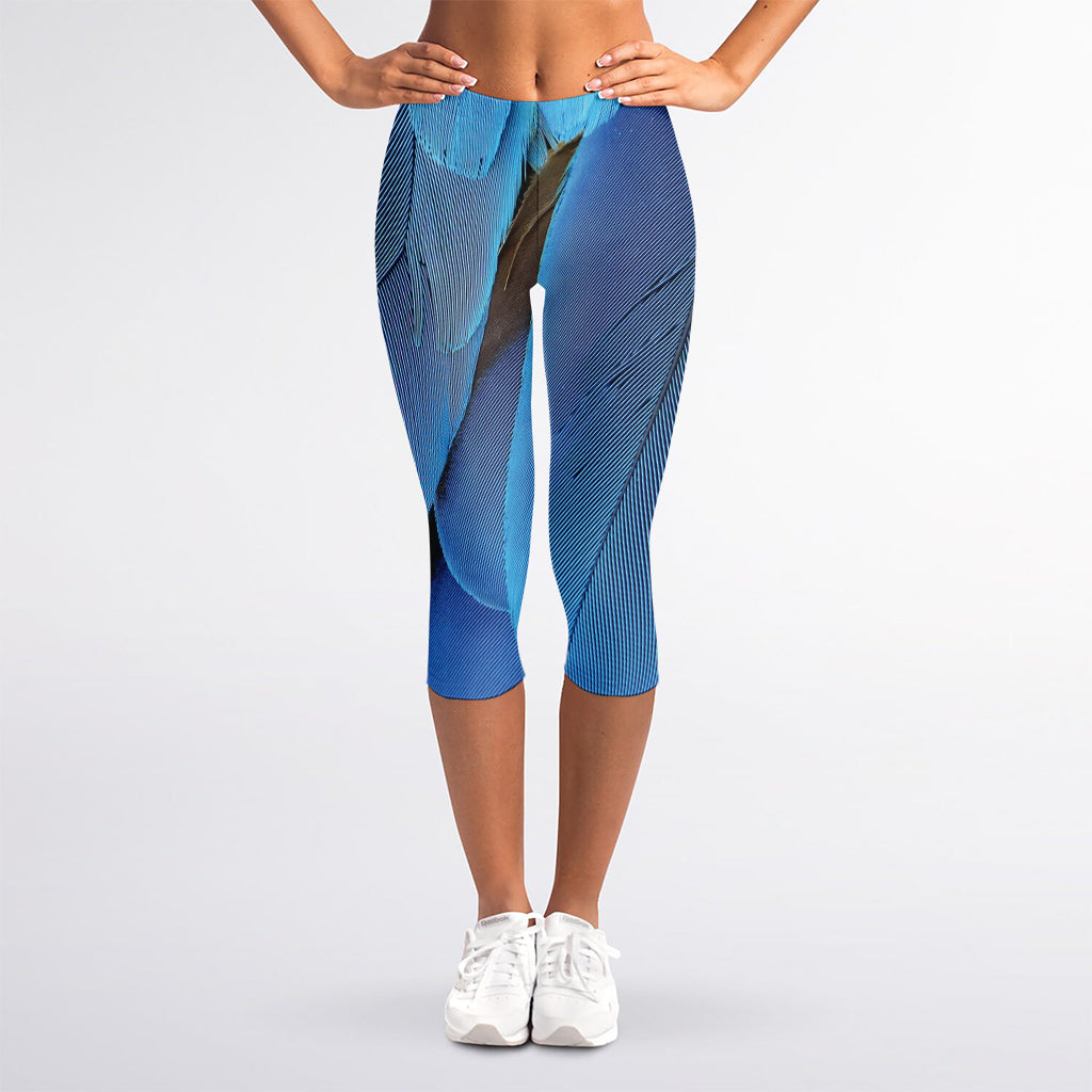 Blue Feather Print Women's Capri Leggings