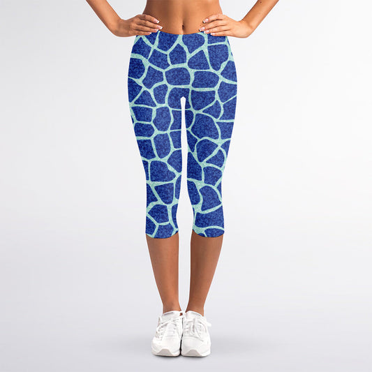 Blue Giraffe Print Women's Capri Leggings