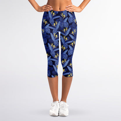 Blue Hawaiian Tropical Pattern Print Women's Capri Leggings