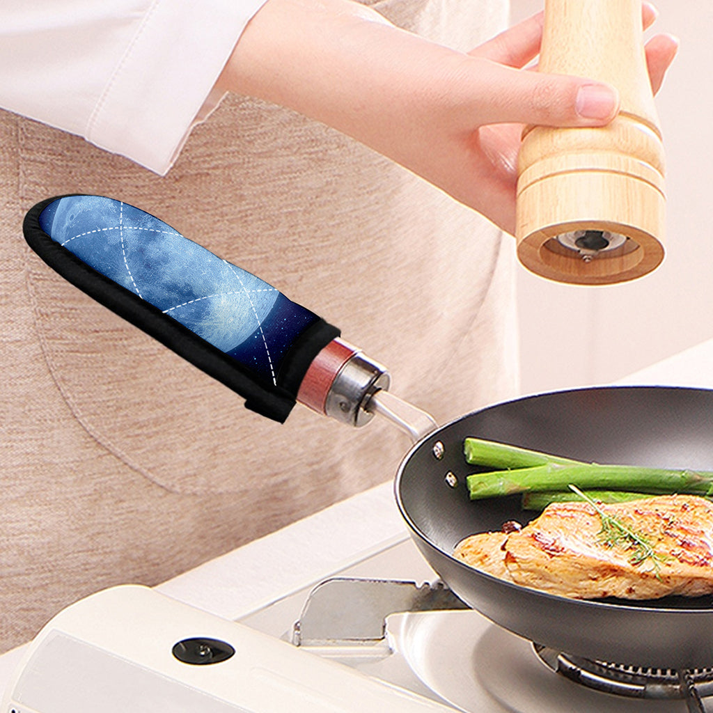 Blue Moon Print Skillet Handle Cover
