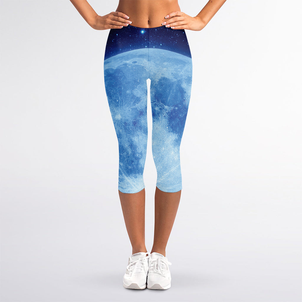 Blue Moon Print Women's Capri Leggings