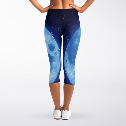 Blue Moon Print Women's Capri Leggings