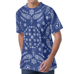 Blue Paisley Bandana Print Men's Velvet T-Shirt