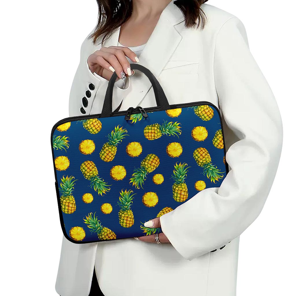 Blue Pineapple Pattern Print Laptop Sleeve With Handle