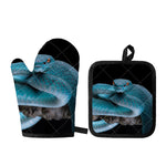 Blue Pit Viper Snake Print Oven Mitt And Pot Holder Set