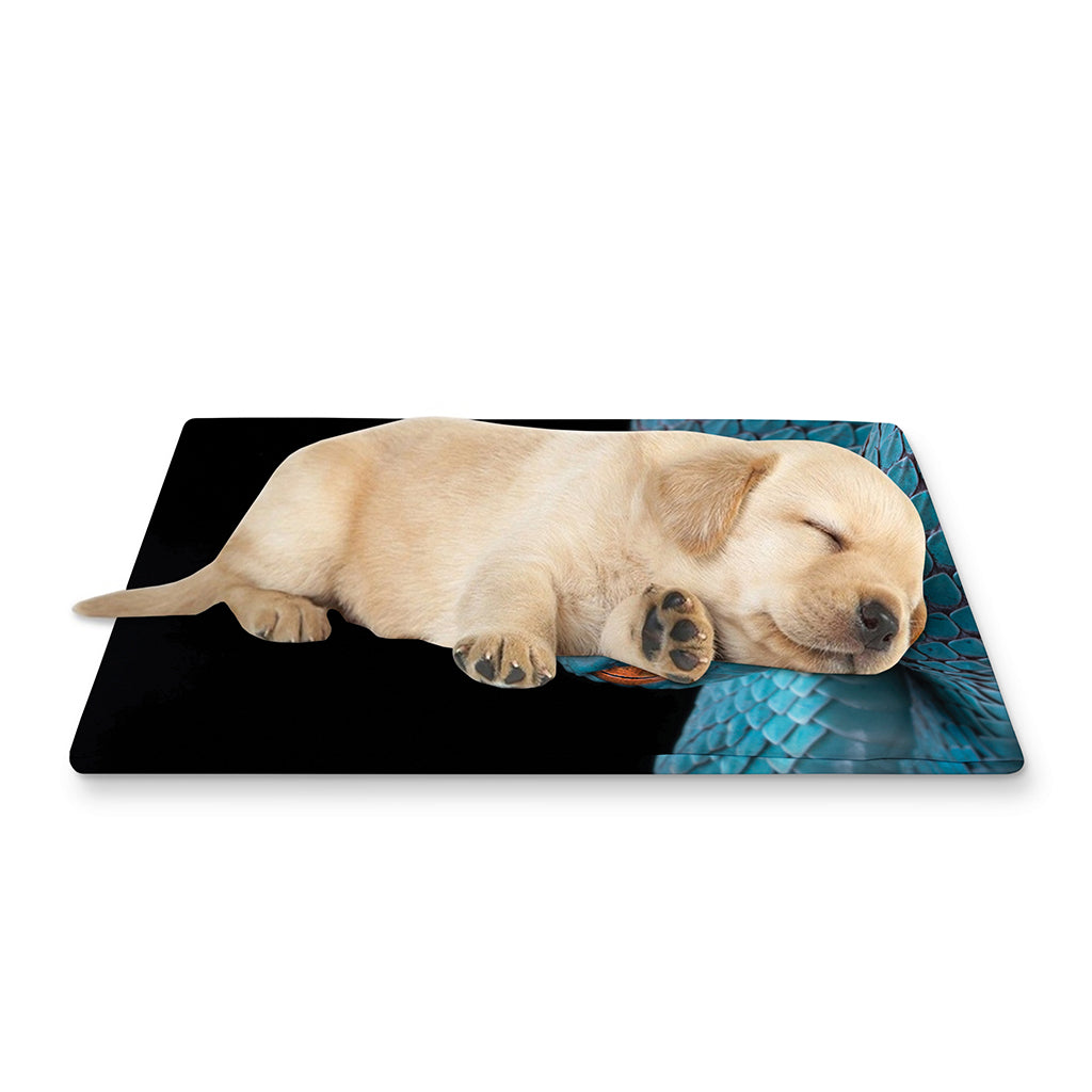 Blue Pit Viper Snake Print Pet Cooling Mat Cover