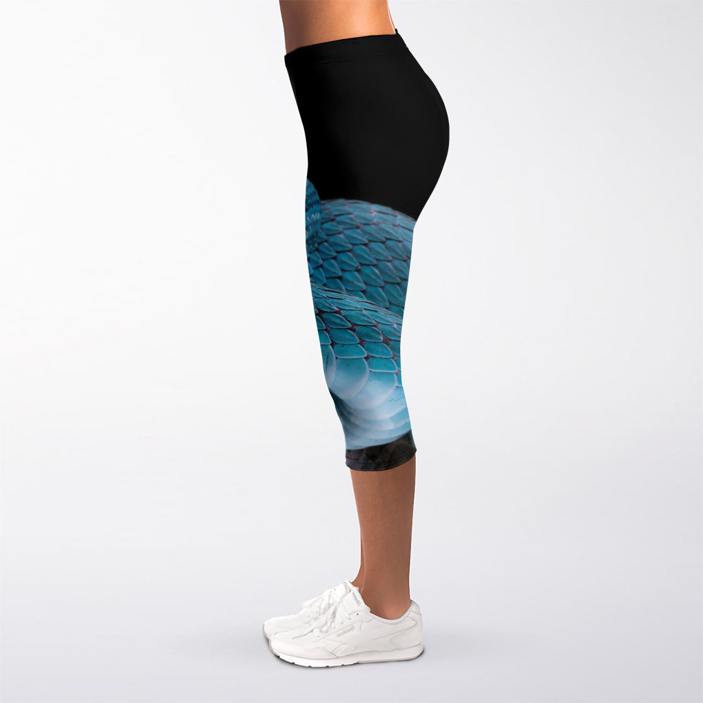 Blue Pit Viper Snake Print Women's Capri Leggings