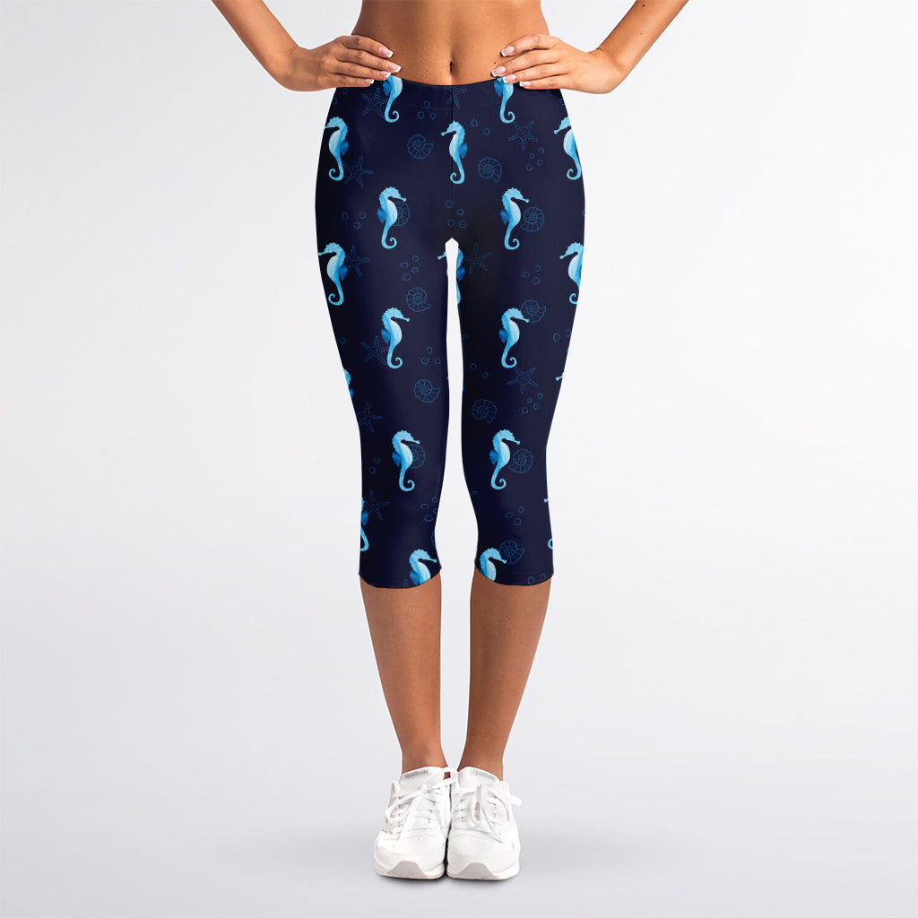 Blue Seahorse Pattern Print Women's Capri Leggings