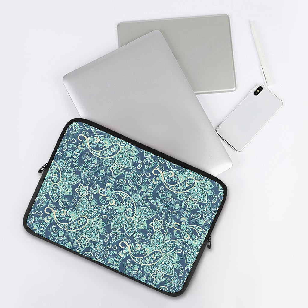 Blue Sky Paisley Bohemian Pattern Print Laptop Sleeve