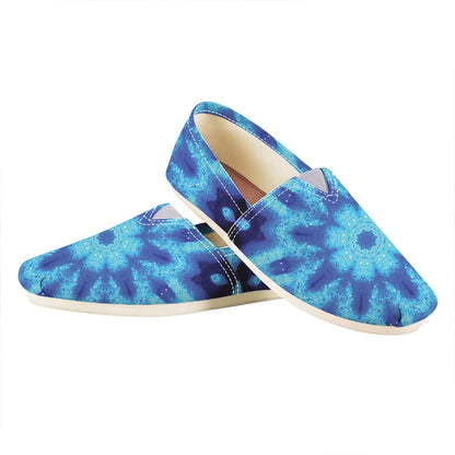 Blue Snowflake Kaleidoscope Print Casual Shoes