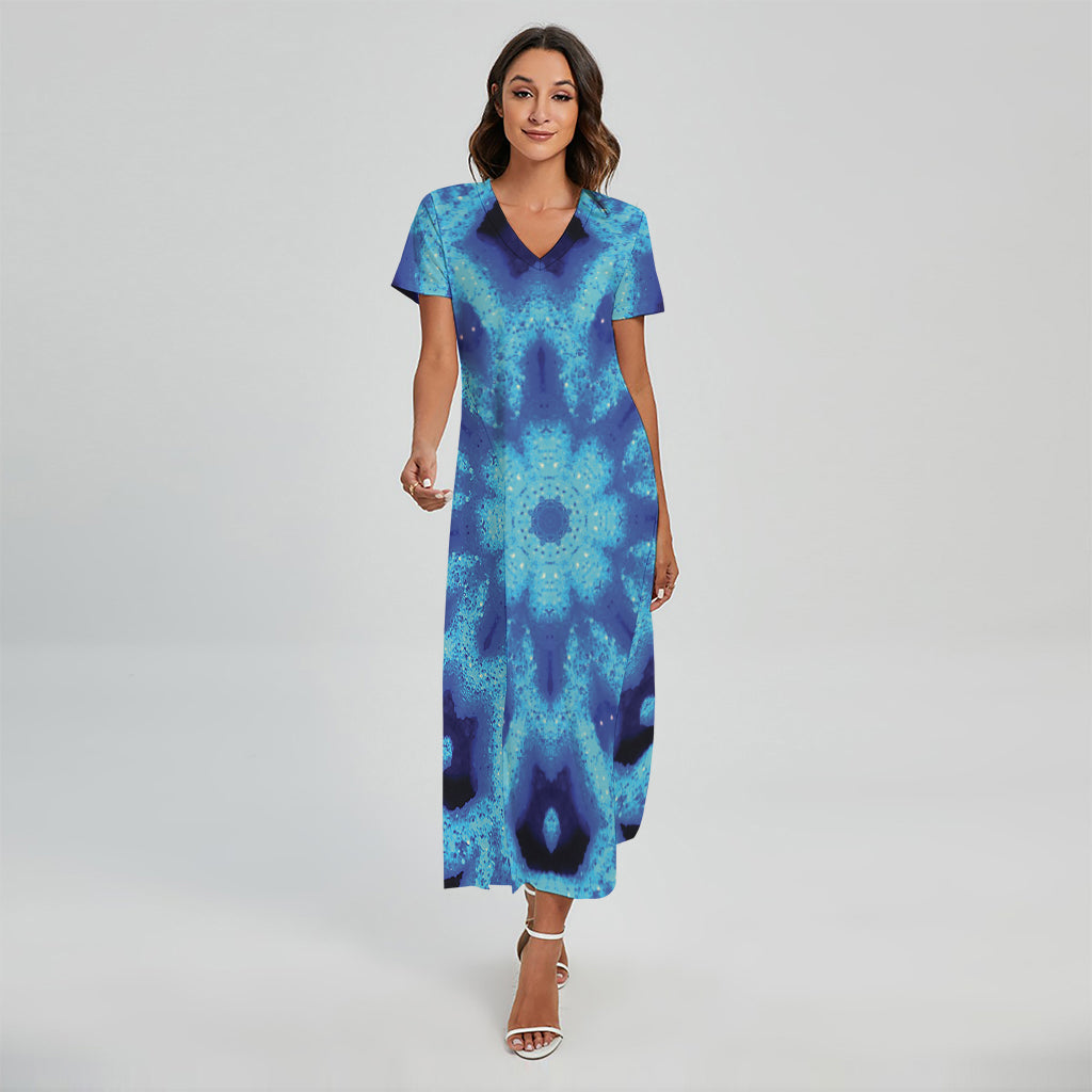 Blue Snowflake Kaleidoscope Print Short Sleeve Maxi Dress