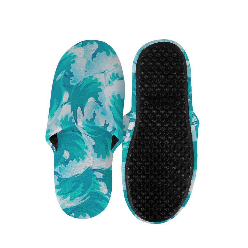 Blue Surfing Wave Pattern Print Slippers