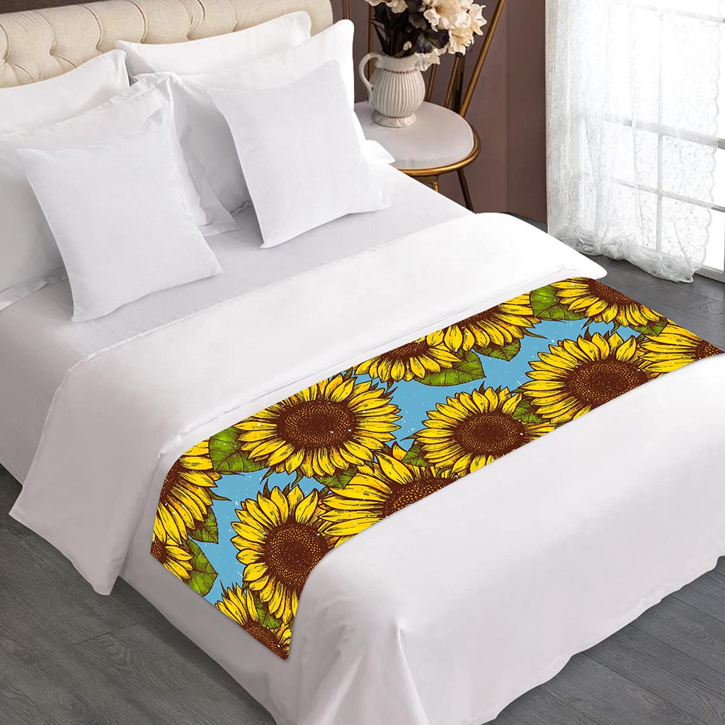 Blue Vintage Sunflower Pattern Print Bed Runner