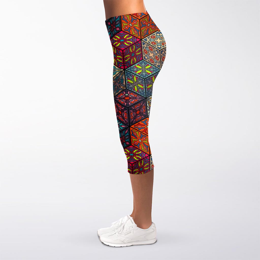 Bohemian Indian Box Pattern Print Women's Capri Leggings