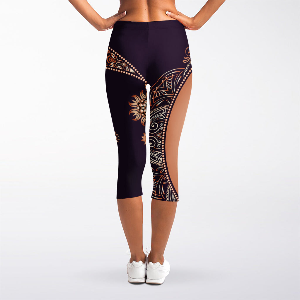 Bohemian Moon And Sun Print Women's Capri Leggings