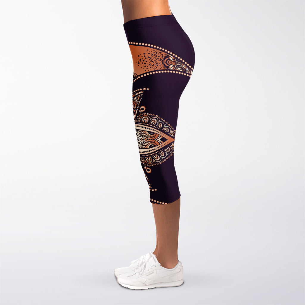 Bohemian Moon And Sun Print Women's Capri Leggings