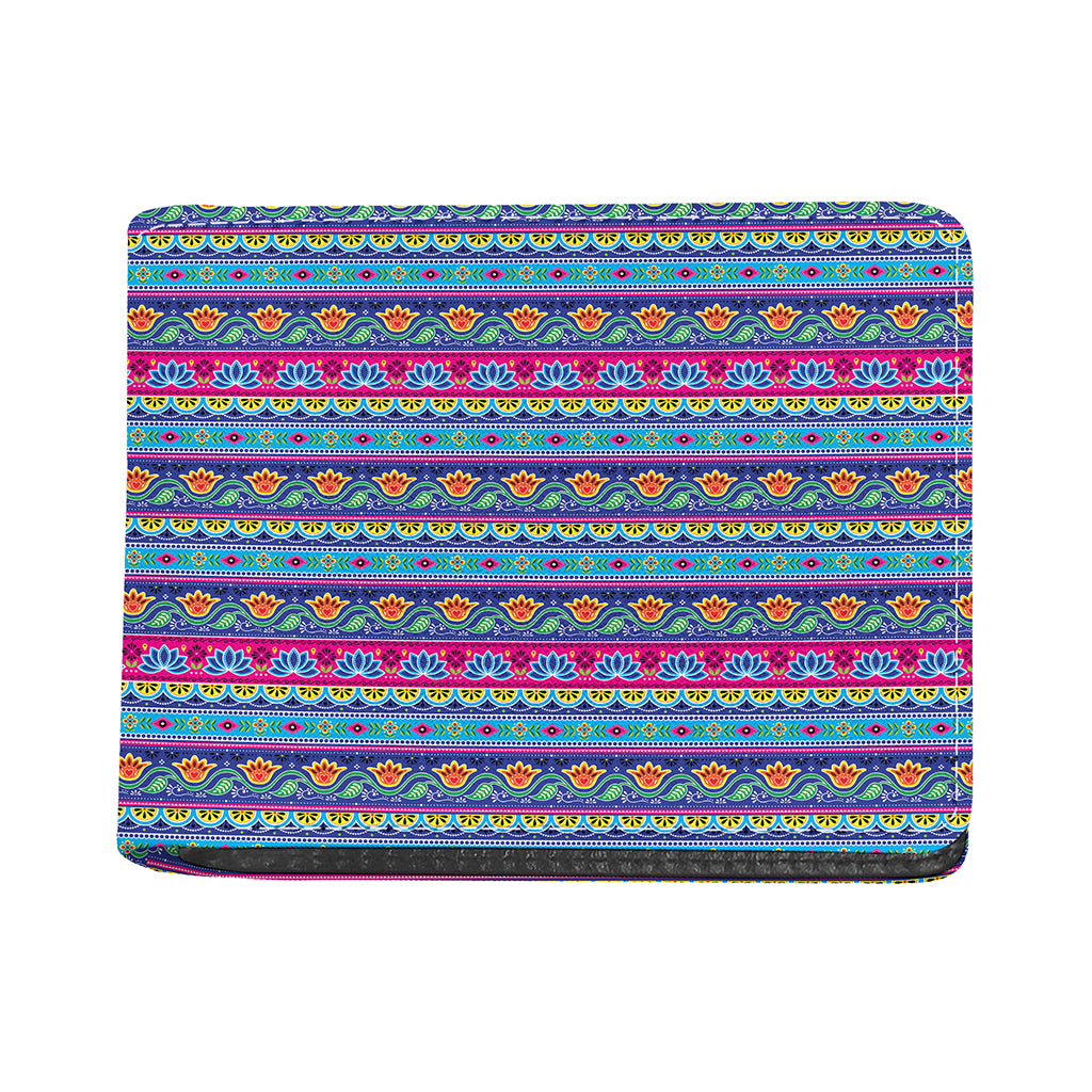 Boho Indian Lotus Pattern Print Bifold Wallet