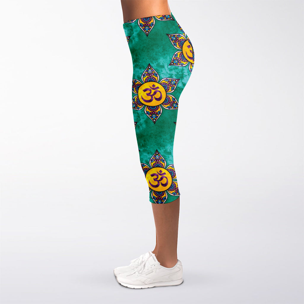 Boho Om Sign Pattern Print Women's Capri Leggings