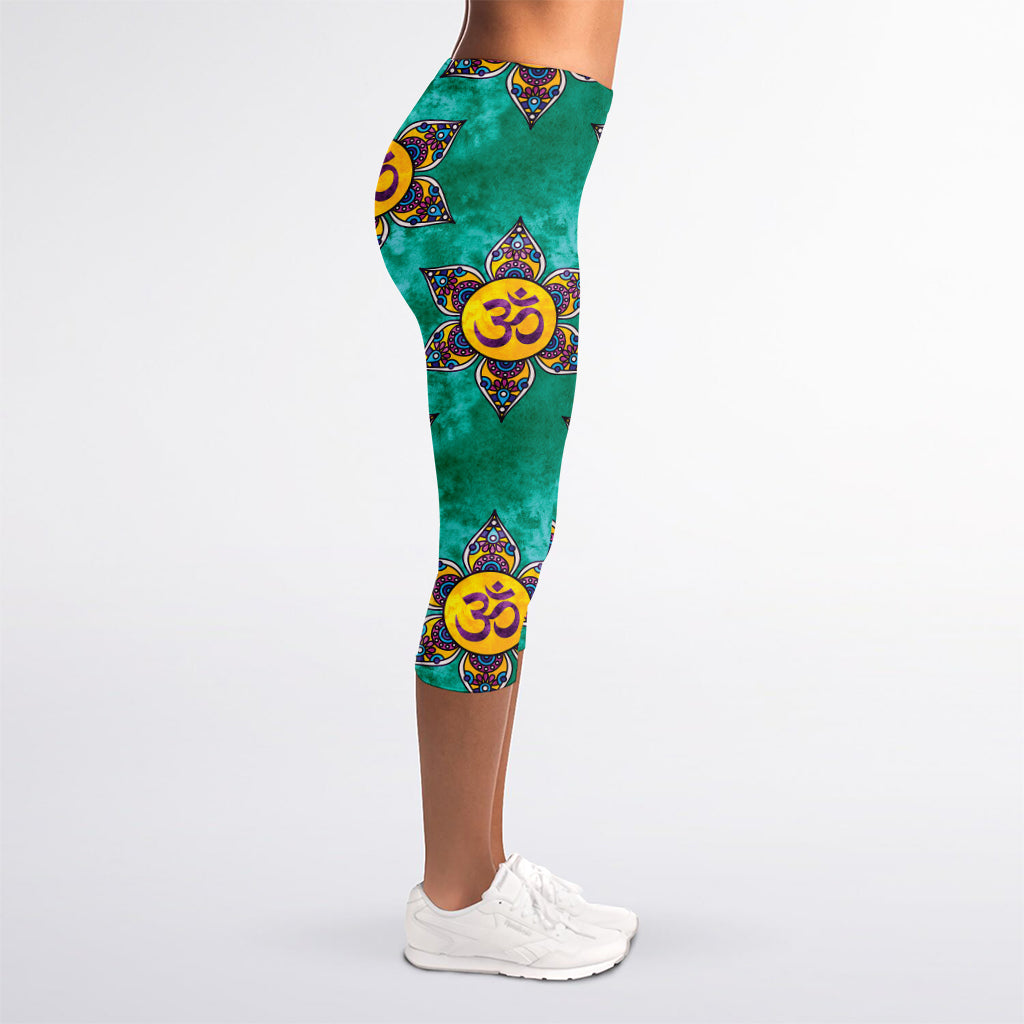 Boho Om Sign Pattern Print Women's Capri Leggings