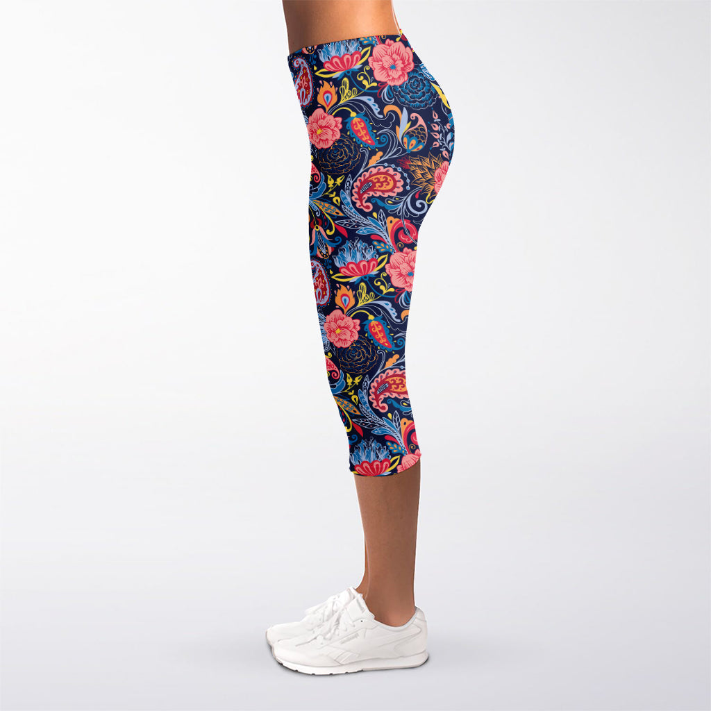 Boho Paisley Pattern Print Women's Capri Leggings